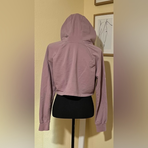 Gymshark Cropped Hoodie Size Medium - Picture 3 of 7